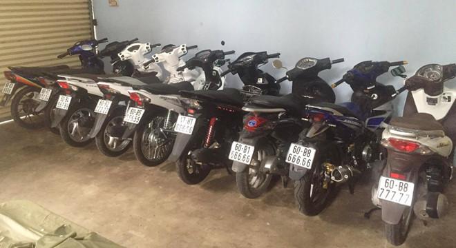 Xe máy rẻ đeo biển khủng, đẳng cấp dân chơi Hai Lúa-19