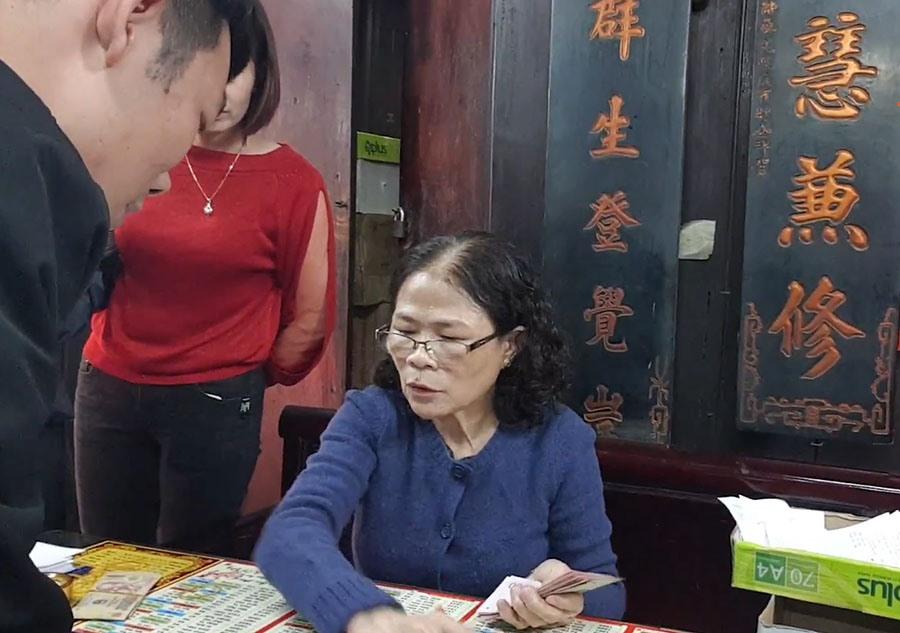 Bị từ chối giải hạn vì thiếu lễ 50 nghìn đồng-3