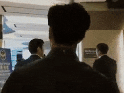 Hành trình sang Hàn của Công Phượng được quay lại đẹp như MV nhạc khiến các fans phổng mũi thay thần tượng