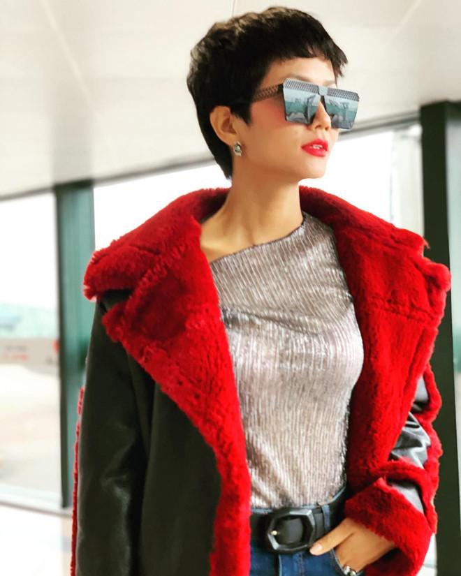 Phong độ thời trang giảm sút của HHen Niê tại New York-10