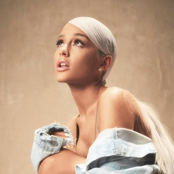 Review ngắn album Thank U, Next của Ariana Grande: Nước mắt cũng đến ngày phải cạn-4