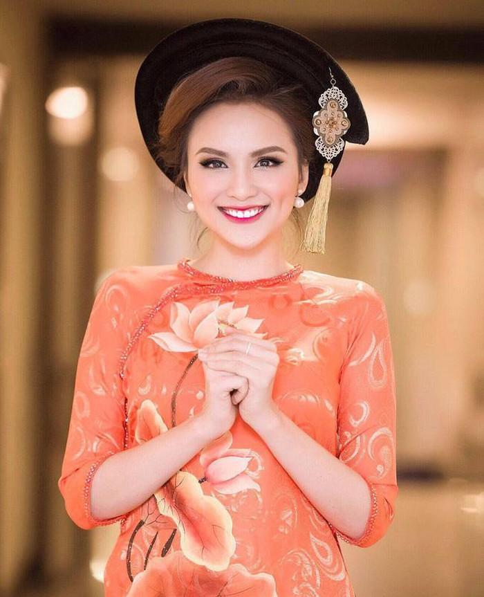 Nam Em - Diễm Hương gây shock chốn showbiz với phát ngôn tình - tiền, báo hiệu năm 2019 nhiều sóng gió-2