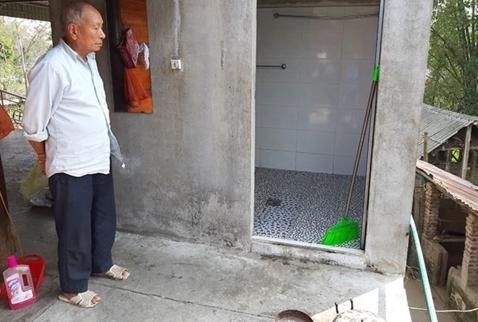 Bố đẻ sát hại con 10 tháng tuổi trong nhà tắm ở Điện Biên-2