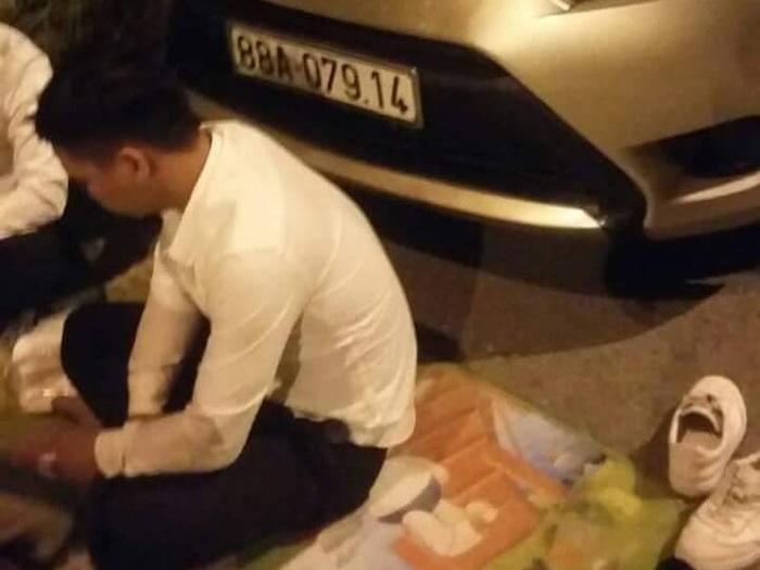 Ngồi ăn trên cao tốc và loạt hành động đùa giỡn giao thông nguy hiểm-8