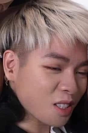 Cười xỉu với hậu trường tạo dáng vật vã của Hòa Minzy - Đức Phúc - Erik để cho ra bức ảnh 3 đầu chuẩn xu hướng-7