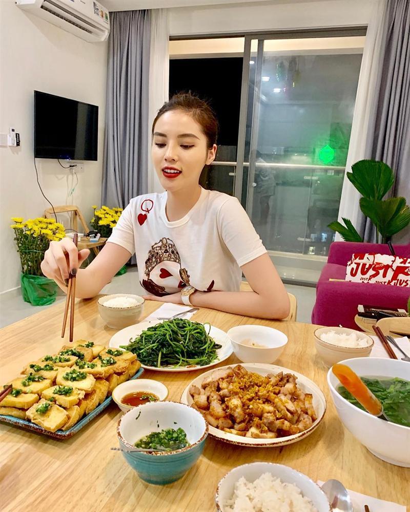 Bị chê chụp hình xấu, Hoa hậu HHen Niê thừa nhận: Đúng thật-3