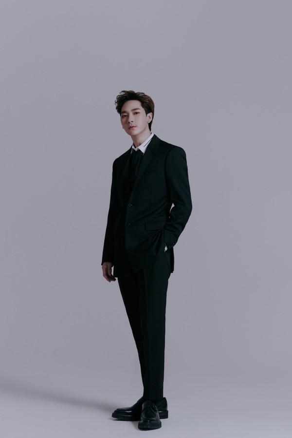 Boygroup gì mà toàn tuyệt phẩm nhan sắc thế này?-5