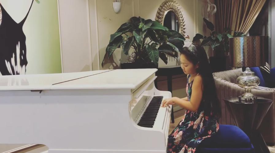 Nhà đẹp như khách sạn của diễn viên Mạnh Trường-7