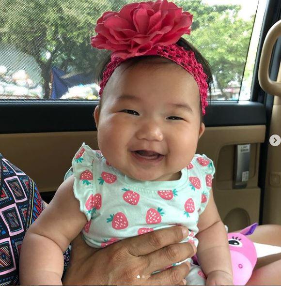 Hết em chồng giờ đến cháu của Hà Tăng cũng được chú ý vì quá đáng yêu-6