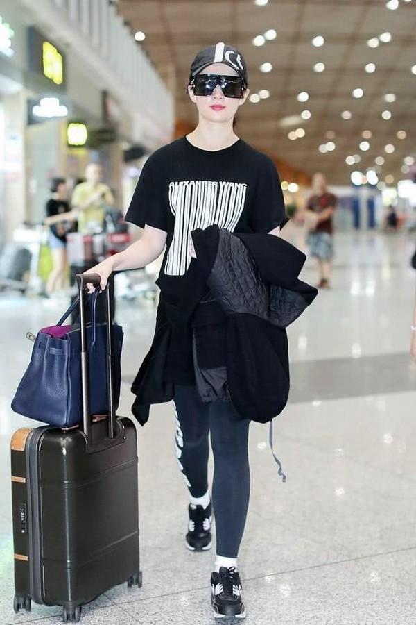 Thần tiên tỷ tỷ Lưu Diệc Phi sở hữu gương mặt đẹp nhưng lại mang khuyết điểm lớn với đôi chân thô kệch-7