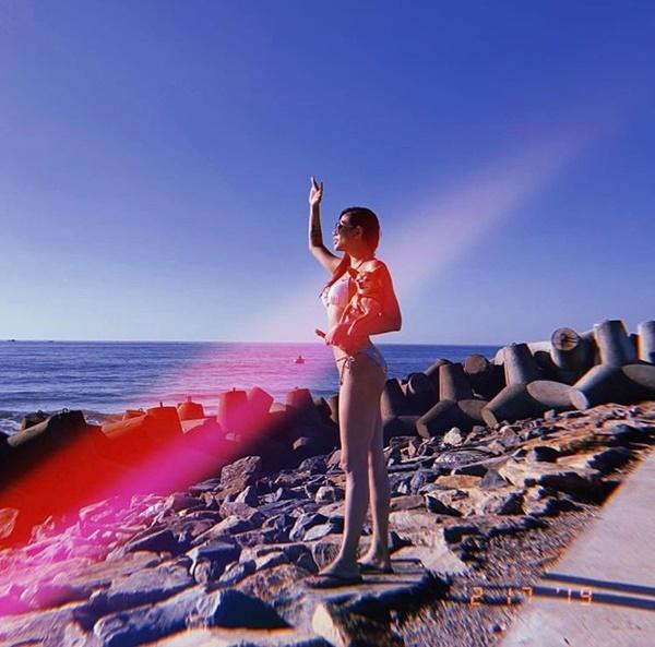 Nắm tay người đàn ông giấu mặt, Võ Hoàng Yến có vẻ sắp công khai bạn trai giấu kín bấy lâu-7