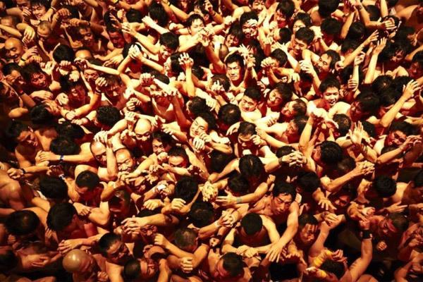 Hình ảnh lễ hội khỏa thân Nhật đông cả vạn người-3