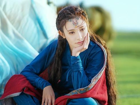 MV mới đạo nhái Đông Cung, Hoàng Yến Chibi vẫn không thể đẹp hơn gà cưng của Phạm Băng Băng-8