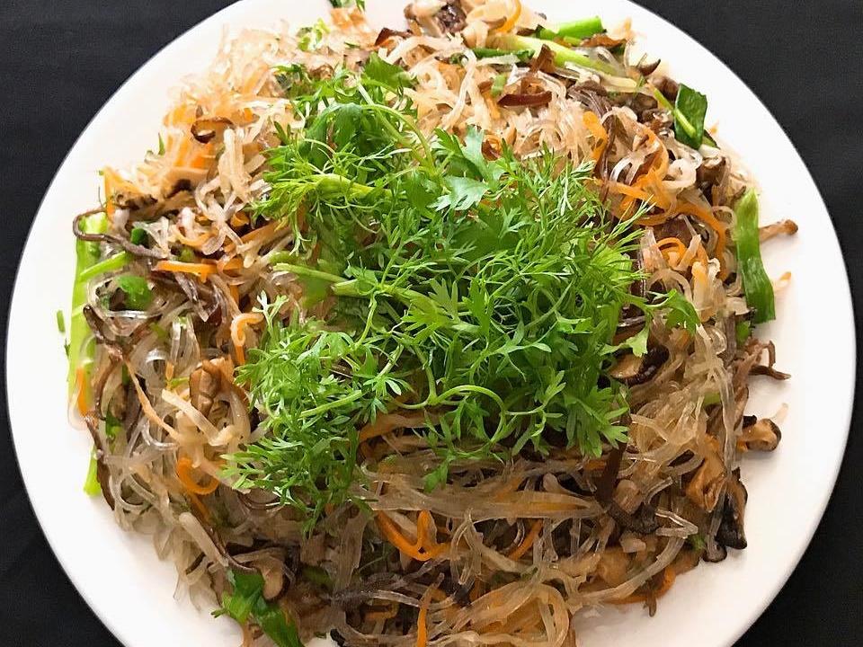 Bữa tiệc mầm đá sang trọng đắt đỏ nhất thế giới-1