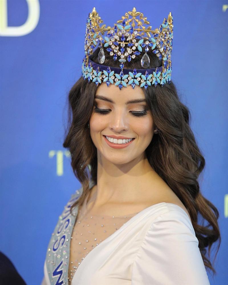 Đương kim Hoa hậu Thế giới xuất hiện tại Thái Lan, khán giả ngỡ ngàng: Trời ơi, đó là một thiên thần-3