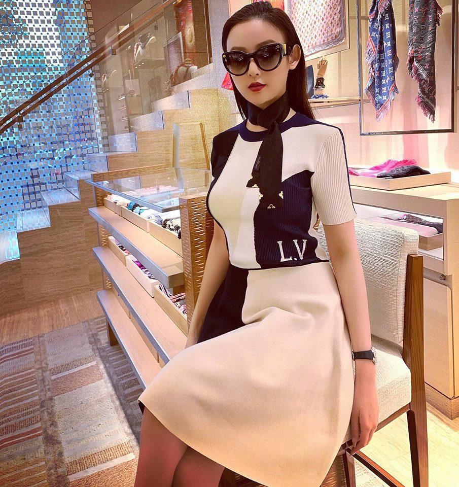 Sở hữu biệt thự 5 triệu USD, Huyền Baby giàu đến mức nào?-1