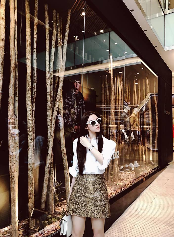 Sở hữu biệt thự 5 triệu USD, Huyền Baby giàu đến mức nào?-2