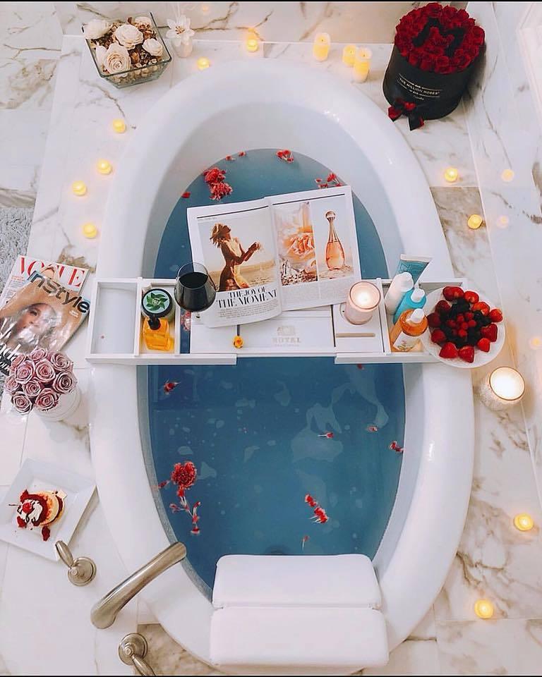 Sở hữu biệt thự 5 triệu USD, Huyền Baby giàu đến mức nào?-11