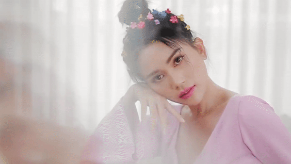 5 kiểu tóc với kẹp mái từ những năm 2000 giúp các cô gái xinh như idol Hàn Quốc-14