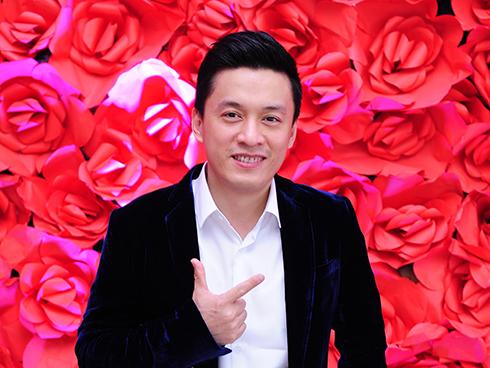 Lam Trường hát chay 'Hongkong1' trên bàn tiệc được khen ngợi