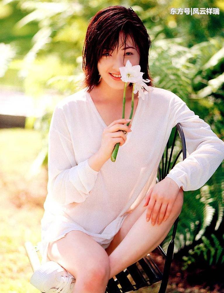 Phan Kim Liên có vòng 1 khủng nhất màn ảnh: Sự nghiệp sớm tàn vì căn bệnh ung thư vú-2