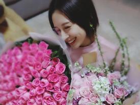 Mỹ nhân TVB kém tài bất ngờ được đại gia tặng xế hộp siêu sang Mỹ nhân TVB kém tài bất ngờ được đại gia tặng xế hộp siêu sang