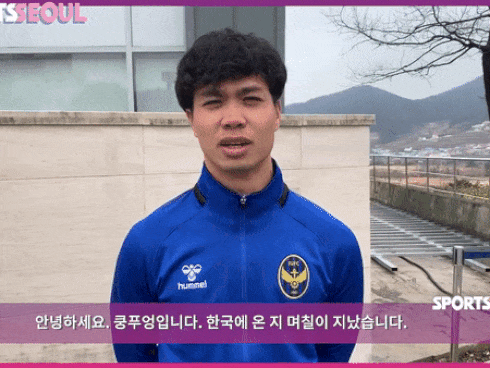 Chiều lòng fans Hàn, Công Phượng siêu kute khi tái hiện cách ăn mừng mỗi khi ghi bàn thắng-3