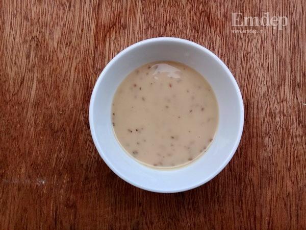 Salad bắp cải trộn sốt mè rang ngậy thơm cho bữa sáng gọn nhẹ-3