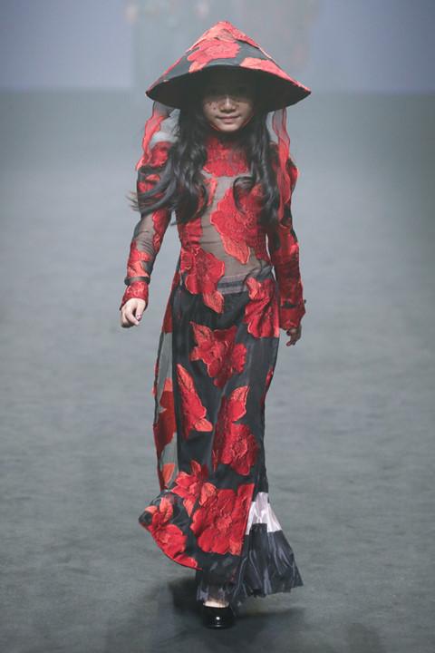 Xôn xao áo dài Việt Nam sẽ trở thành xu hướng thời trang thế giới-8