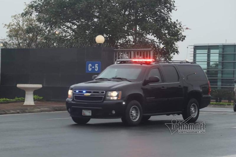 Xe ‘quái thú’ của Tổng thống Donald Trump lăn bánh trên đường Hà Nội-1