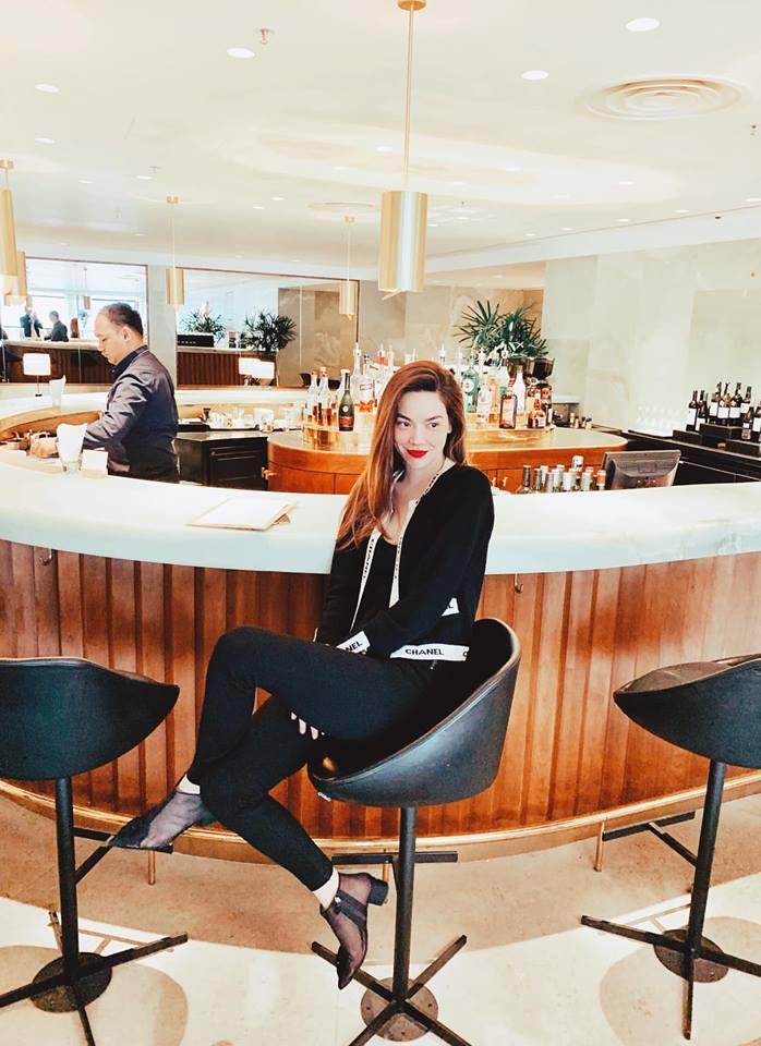 Trấn Thành bị nhắc nhở vì mải mê sánh đôi bên Lan Ngọc mà quên Hari Won-2