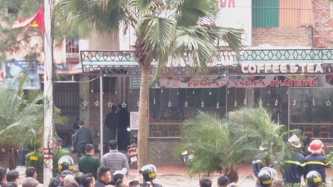 Giải cứu 2 cô gái bị nam thanh niên nghi ngáo đá khống chế ở Hà Nội-10