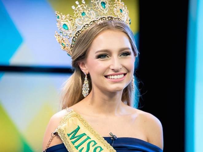 Miss Grand International 2015 bị truất vương miện, ai sẽ là kế hậu?-7