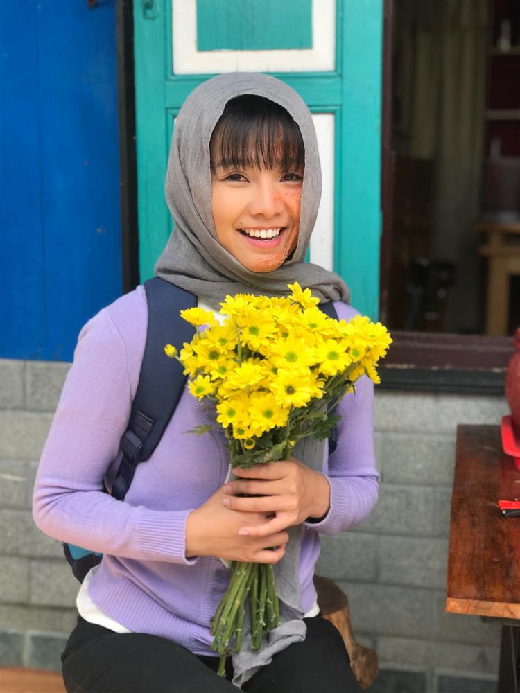 Cảnh mỹ nhân bị tạt axit cháy nửa mặt trên VTV gây sốc khán giả-6