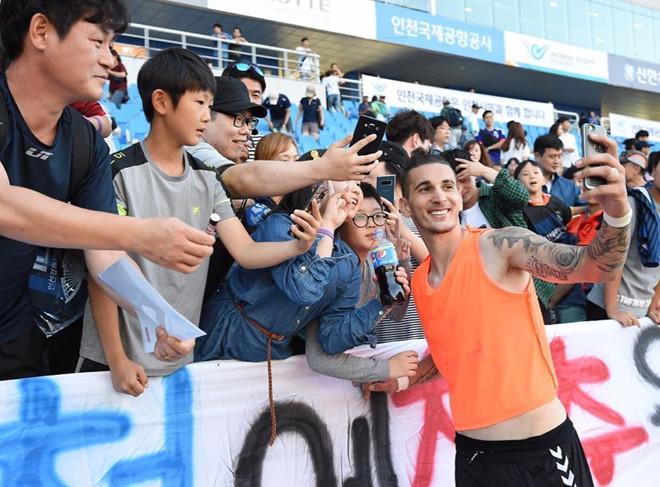 Đồng đội đẹp trai, cao 1,96 m của Công Phượng tại Hàn Quốc-4