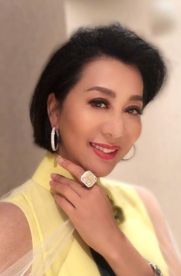 MC hải ngoại Kỳ Duyên nói chuyện đại gia đòi quà, khoe khéo nhẫn 41 tỷ-2