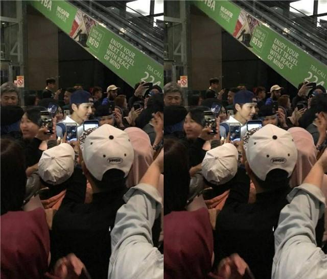 Song Joong Ki xuất hiện tươi cười sau tin đồn ly hôn Song Hye Kyo dù ngón tay đeo nhẫn cưới vẫn trống trơn-7