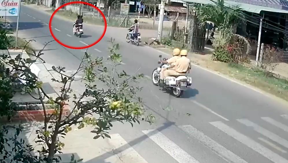 Thực hư vụ 2 cô gái trẻ bị CSGT truy đuổi đâm vào nhà dân, 1 người chết, 1 người nguy kịch ở Sài Gòn-2