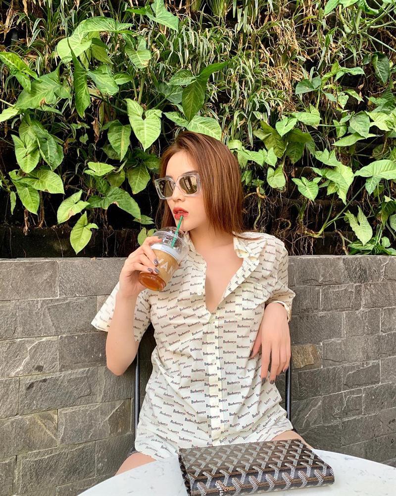 Diện bikini gợi cảm, Tóc Tiên - Bảo Anh uốn éo phô diễn hình thể chiêu đãi thị lực người nhìn-9