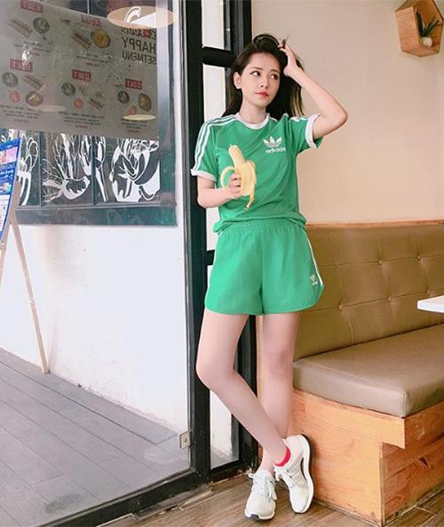 Chi Pu bị soi đôi chân dài đến mức vô lý-6