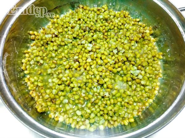 Chè đậu xanh nấu theo cách này giòn sần sật bé ăn thun thút-3