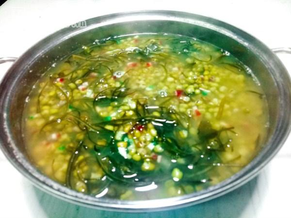 Chè đậu xanh nấu theo cách này giòn sần sật bé ăn thun thút-5