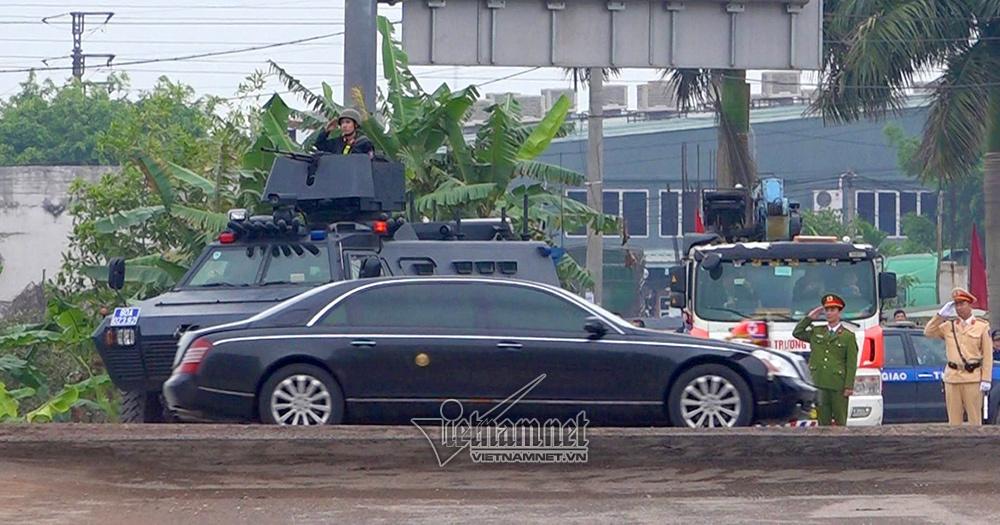 Đoàn xe của ông Kim Jong-un tới Hà Nội-4
