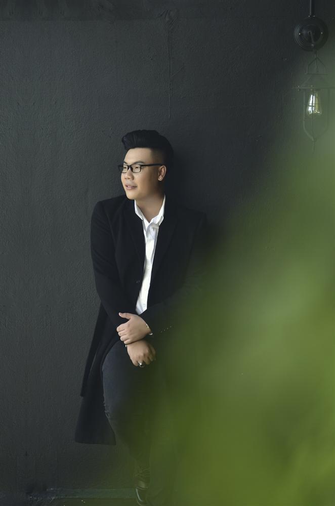 Giữa ồn ào ly hôn nghìn tỷ của vợ chồng vua cà phê, Hamlet Trương gây sốt khi tung ca khúc Ly Hôn-3