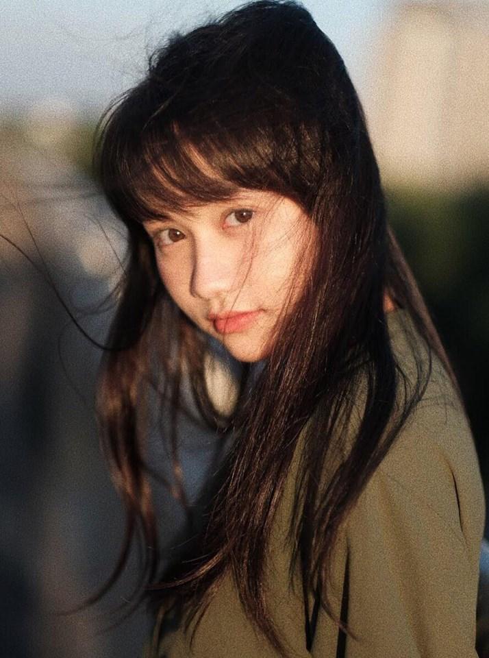 Mỹ nhân sinh năm 1998 đang gây náo loạn mạng xã hội vì đẹp hết phần thiên hạ là ai?-7