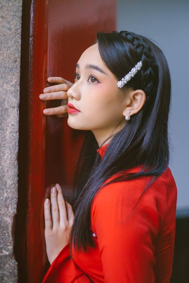 Mỹ nhân sinh năm 1998 đang gây náo loạn mạng xã hội vì đẹp hết phần thiên hạ là ai?-8