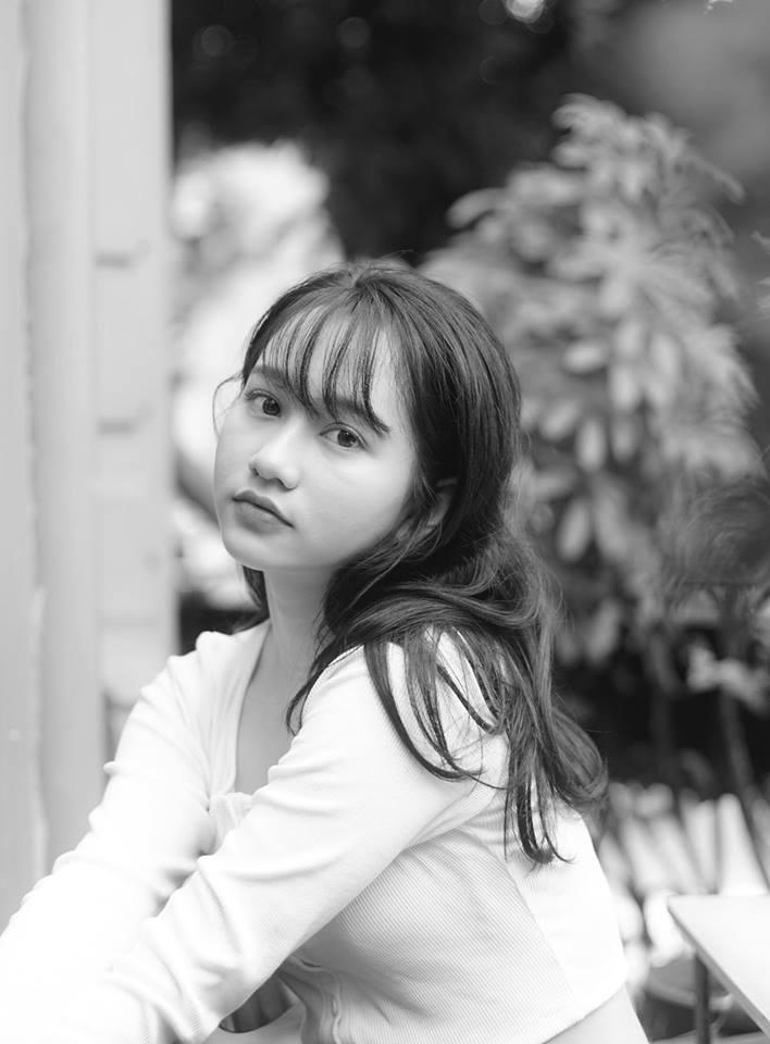 Mỹ nhân sinh năm 1998 đang gây náo loạn mạng xã hội vì đẹp hết phần thiên hạ là ai?-11