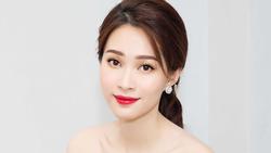 Hoa hậu Đặng Thu Thảo: Cứ im lặng là auto xinh, hễ phát ngôn là chấn động showbiz Việt