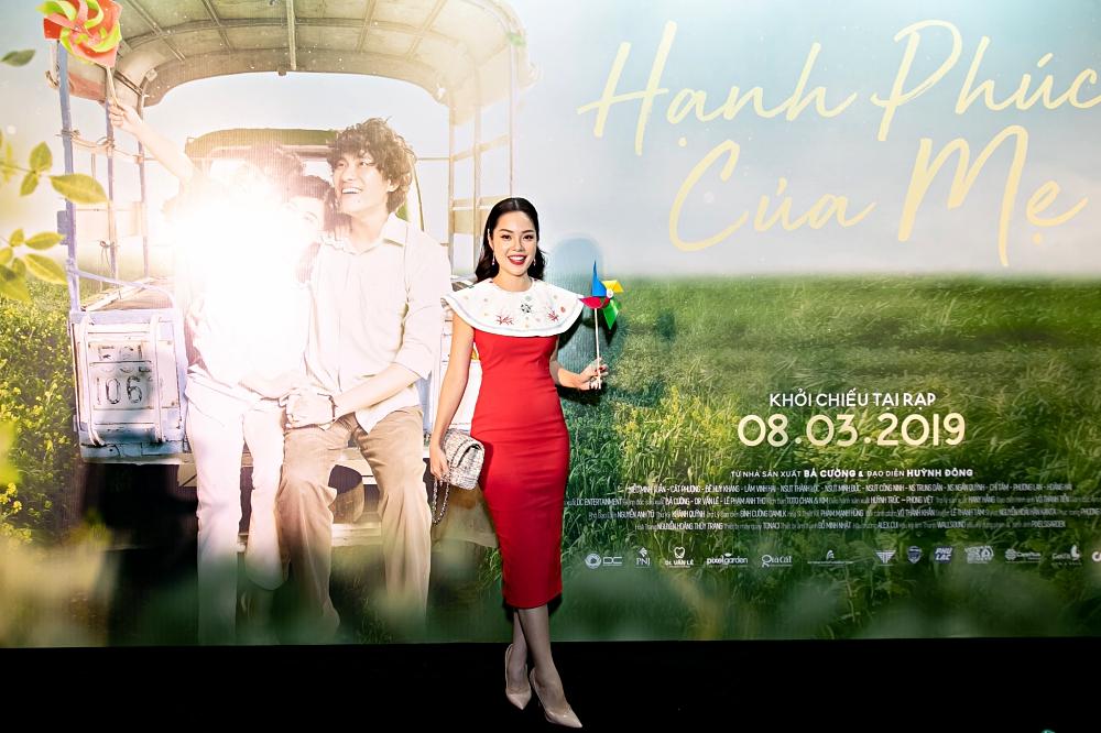 Sau chuỗi ngày chống chọi với bệnh ung thư, Mai Phương rạng rỡ đến chúc mừng phim mới của Cát Phượng và Kiều Minh Tuấn-11