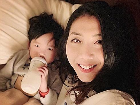 Ngọc Quyên: 'Tôi ly hôn sớm để con ít bị tổn thương'